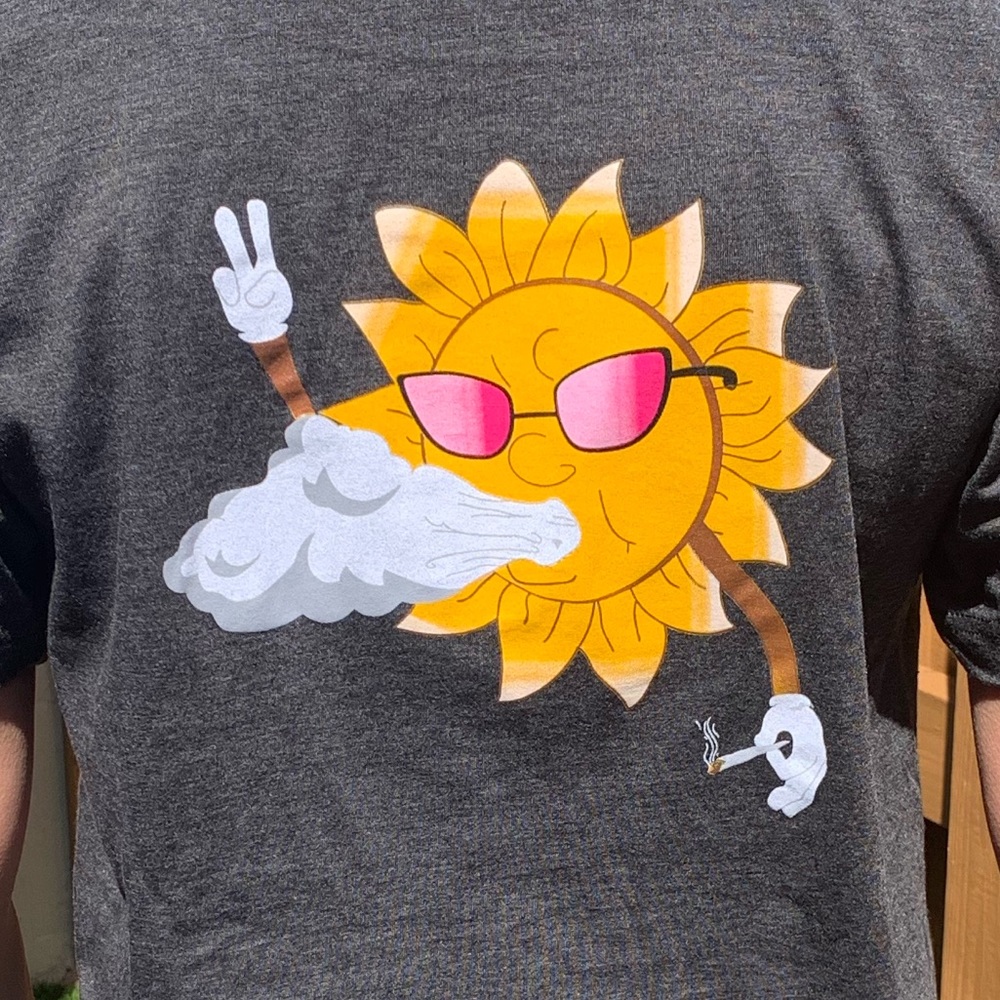 NEW! The Sunshine Trip 420 Weed T-Shirt